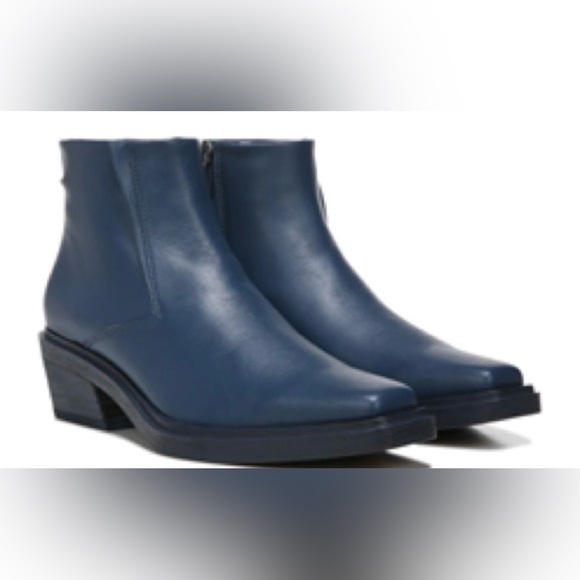 Franco Sarto Shoes - Franco Sarto Navy Boots Women’s size 7.5